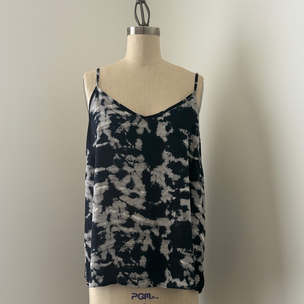 Black and White Tie-Dye Women's Top